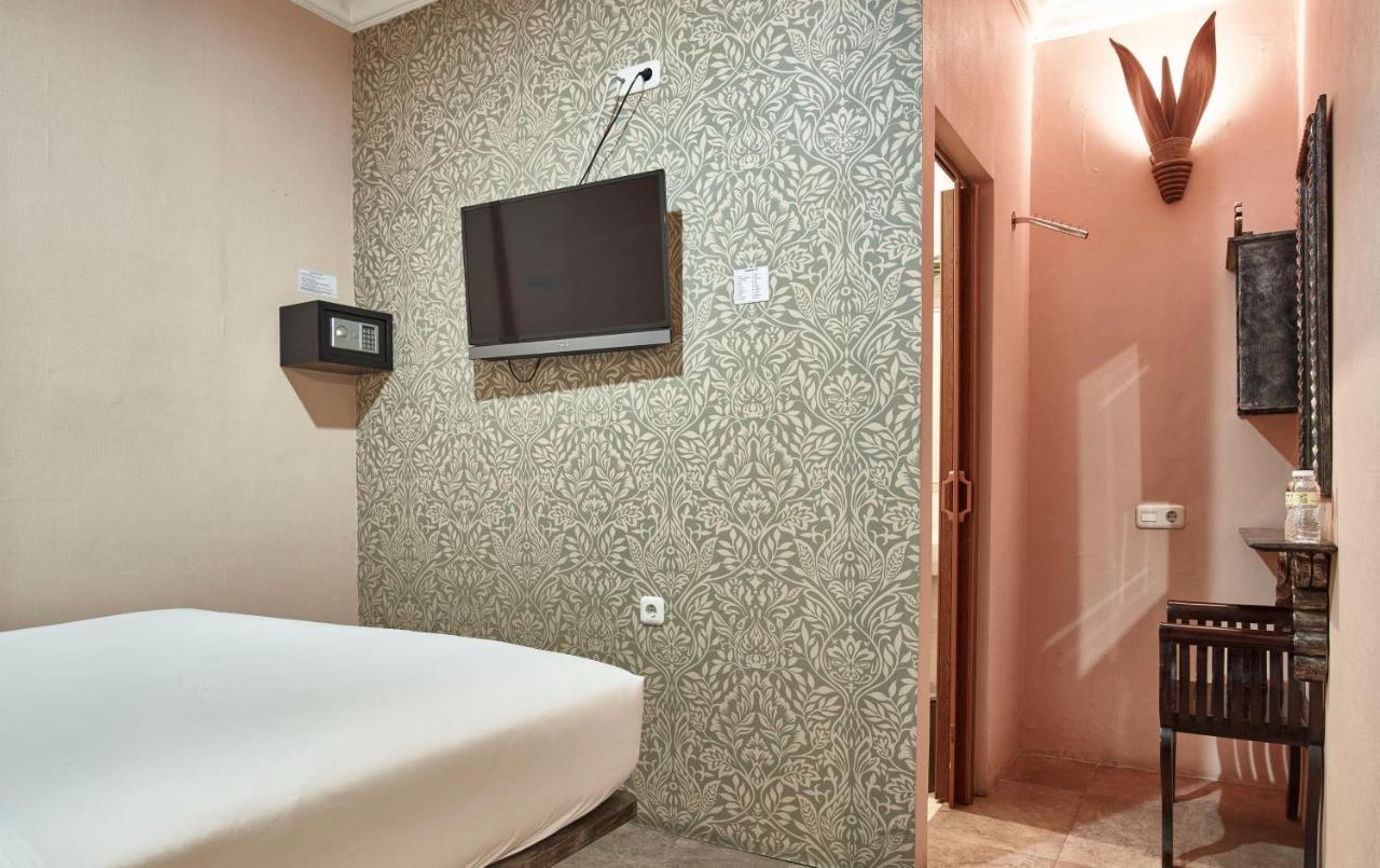 Twins Hotel Jakarta Exterior photo